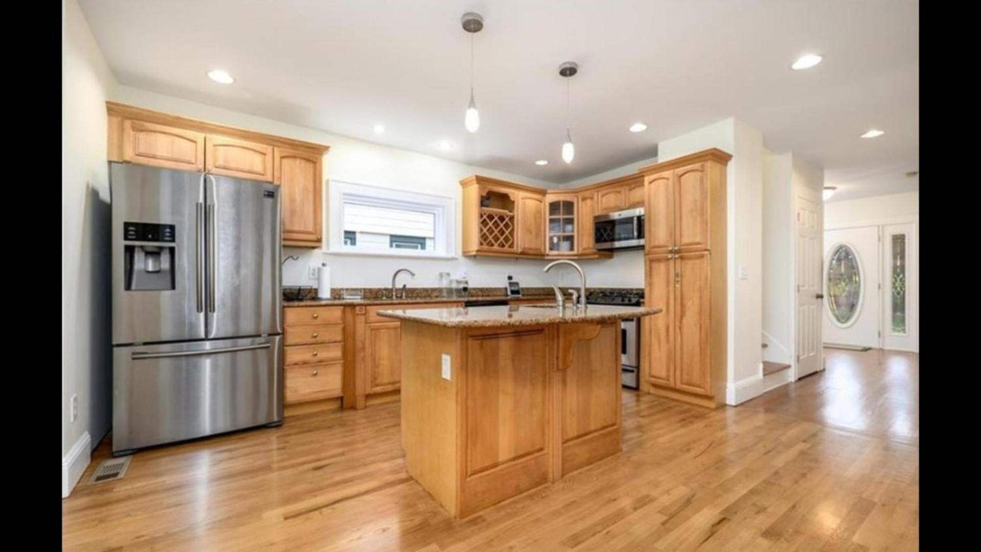 Black Rock Home - 4 Bed - Jacuzzi Bath - Beach Bridgeport Exterior foto